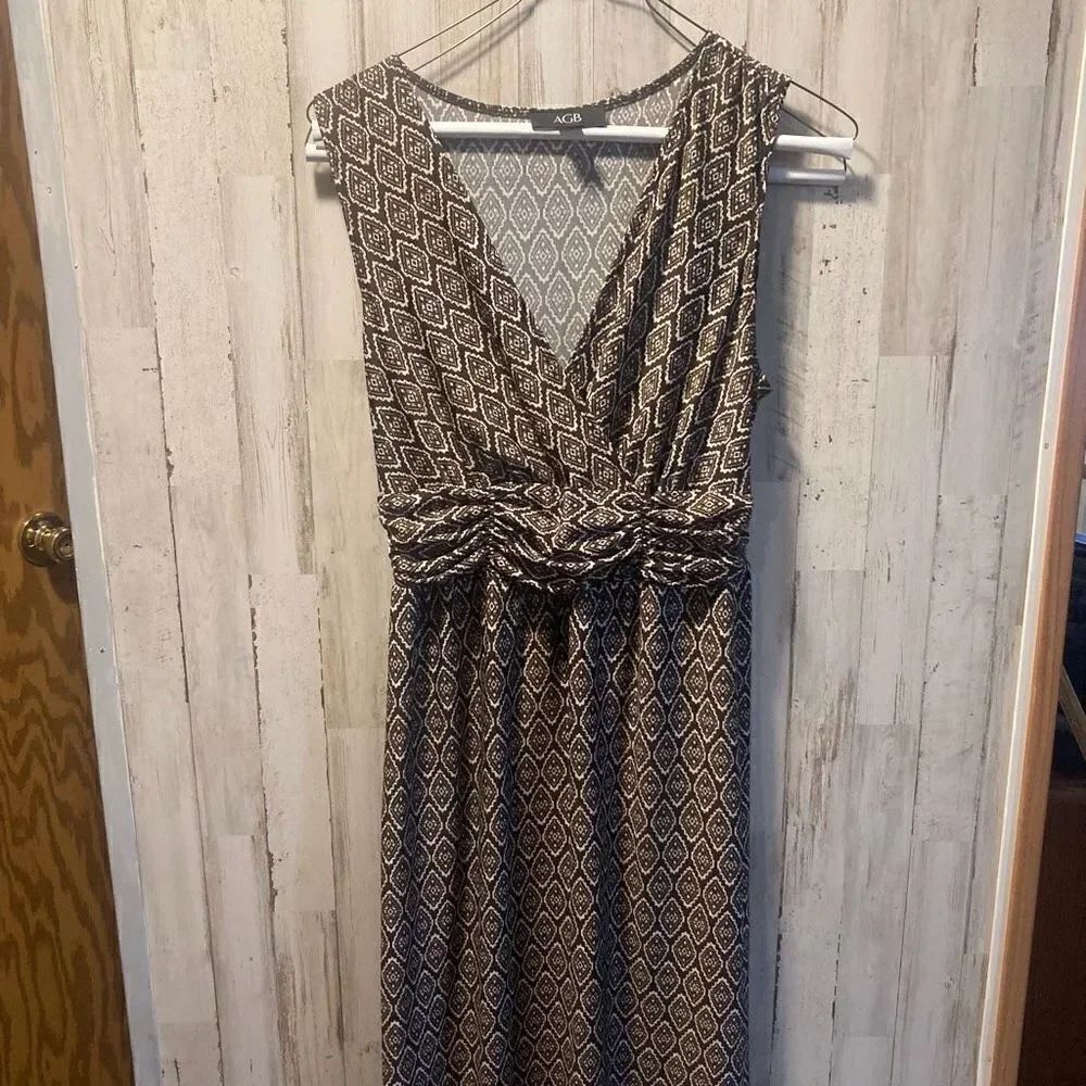 Dress beautiful hem By ABG Size small